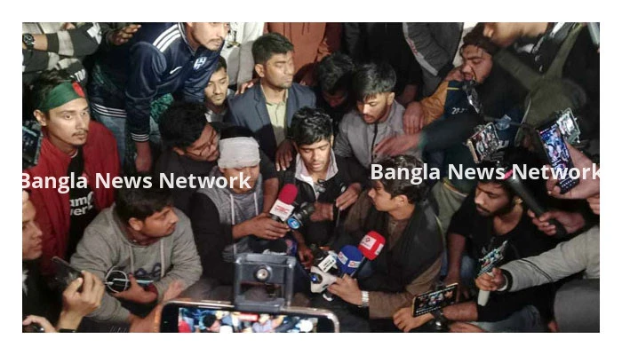 রাজধানীতে অবরোধ ঘোষণা সাত কলেজের শিক্ষার্থীদের