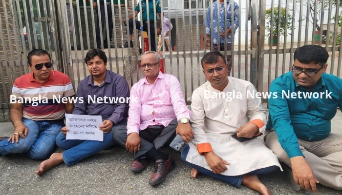 তারেকের অনশনে রাজনৈতিক দলের নেতাদের সংহতি