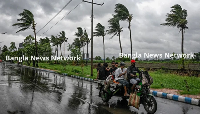 দুপুরের মধ্যে ৬০ কিমি বেগে ঝড়ের আভাস