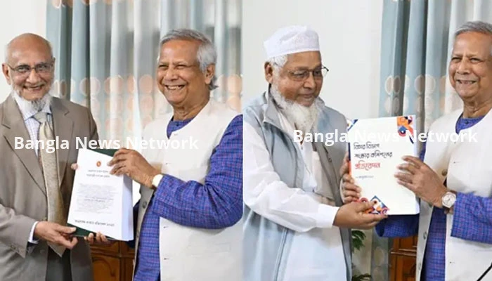প্রধান উপদেষ্টার কাছে দুই সংস্কার কমিশনের প্রতিবেদন জমা