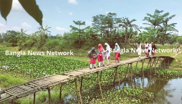 মাস্টার প্ল্যানে সেতু, বাস্তবে আছে বাঁশের সাঁকো