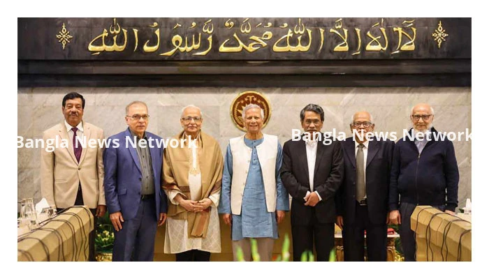 প্রধান উপদেষ্টার কাছে সংস্কার প্রস্তাব জমা দিয়েছে ৪ কমিশন