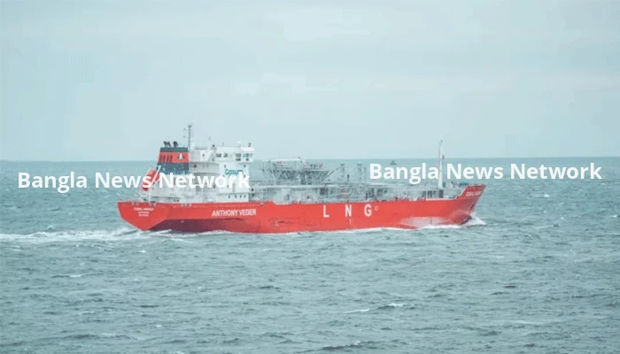 দুই কার্গো এলএনজি আনছে সরকার