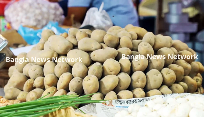 ২২ টাকা কেজিতে ৫০ হাজার টন আলু কিনবে সরকার