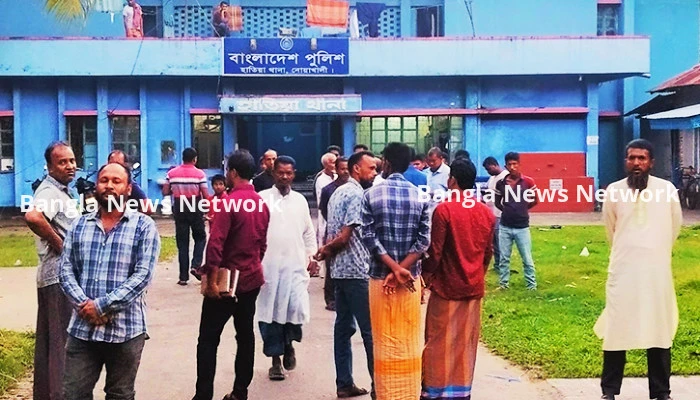 সড়ক থেকে তুলে নিয়ে মাদ্রাসাছাত্রীকে ধর্ষণ চেষ্টার অভিযোগ, আটক ১