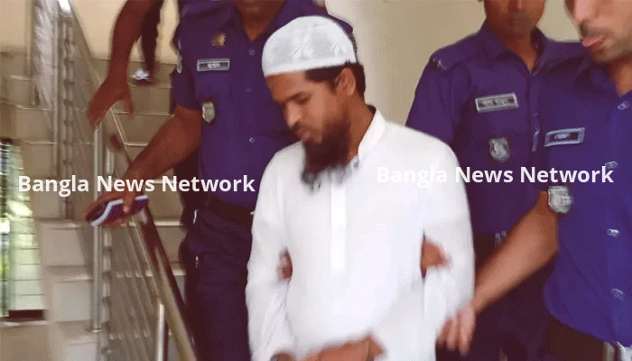 ছাত্রী ধর্ষণ ও অন্তঃসত্ত্বার ঘটনায় অভিযুক্ত সেই মাদ্রাসা শিক্ষক ৩ দিনের রিমান্ডে