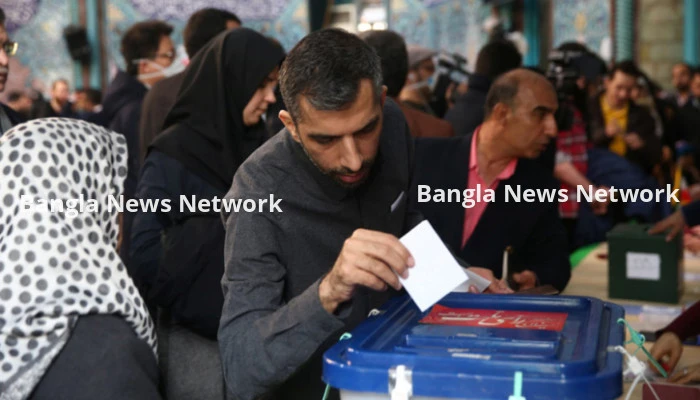 চরম অস্থিরতার মধ্যে ইরানে অনুষ্ঠিত হচ্ছে প্রেসিডেন্ট নির্বাচন