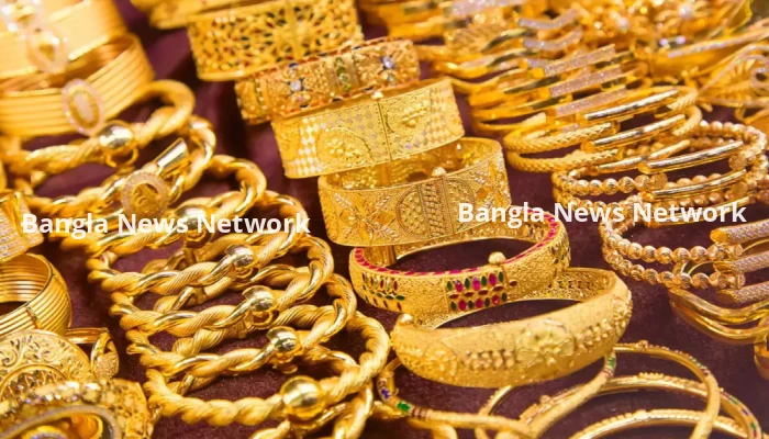 আজ যে দামে বিক্রি হচ্ছে স্বর্ণ