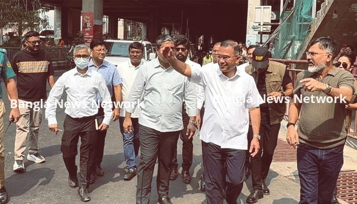 মিরপুর-১০ এলাকায় দখলমুক্ত ফুটপাত পরিদর্শন করলেন প্রধানমন্ত্রী