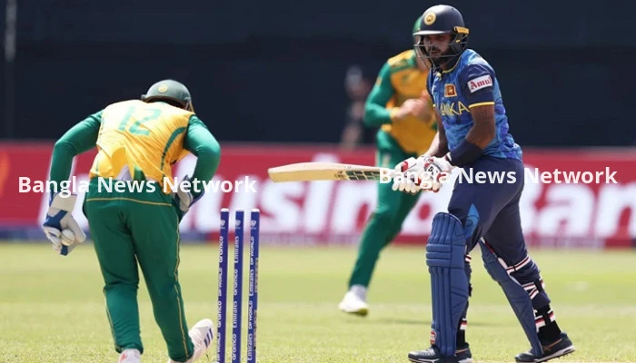 ৭৭ রানে অলআউট হয়ে আয়োজকদের ওপর ক্ষোভ লঙ্কান তারকারা
