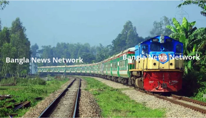 ঈদের আগে ভাড়া বাড়ছে ট্রেন যাত্রায়
