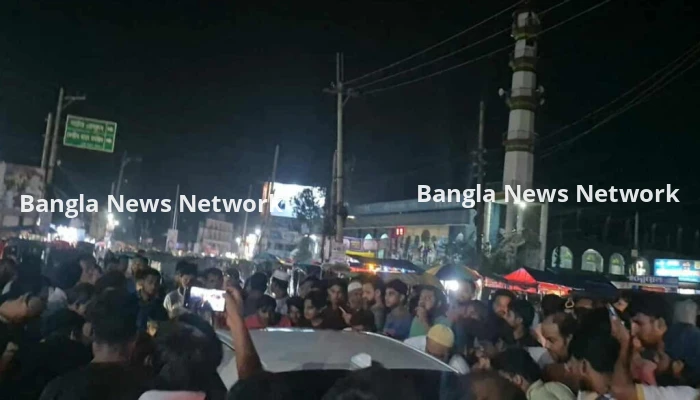 নাটোরে খেলনা পিস্তল ঠেকিয়ে অপহরণ চেষ্টার অভিযোগ, আটক ২
