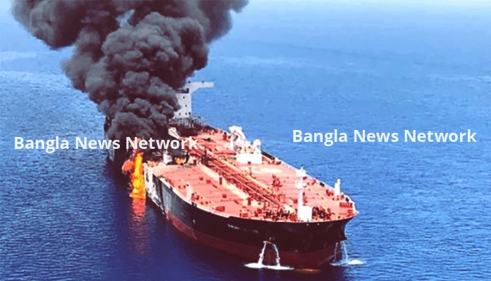 যুদ্ধ বন্ধের উদ্যোগের মাঝেই ইরানি পতাকাবাহী জাহাজে মার্কিন হামলা